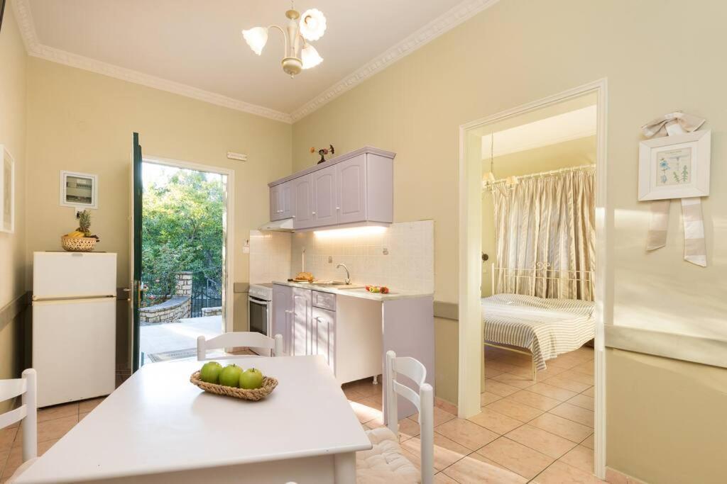 Apartment Anthoussa 4beds Family *